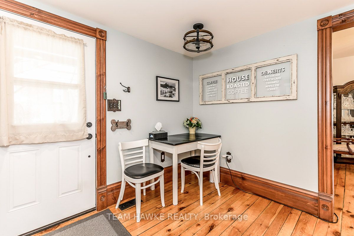 576 Dominion Ave