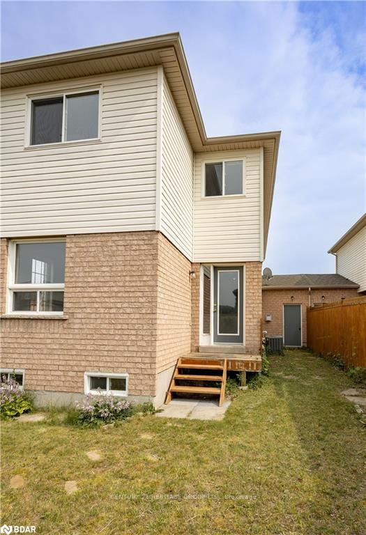 138 Sproule Dr