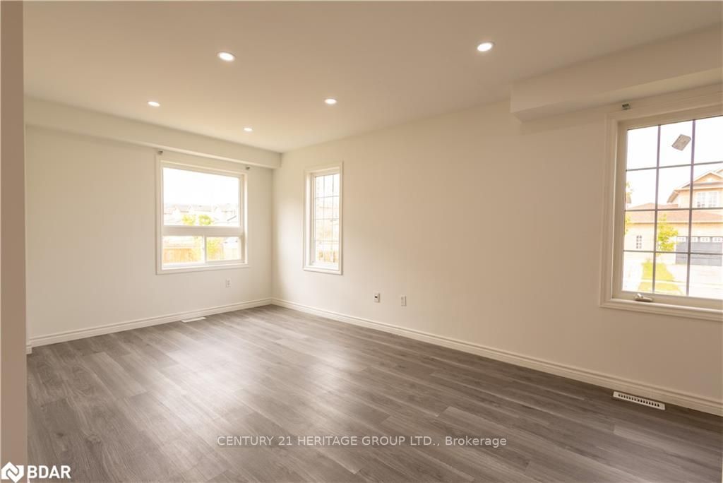138 Sproule Dr