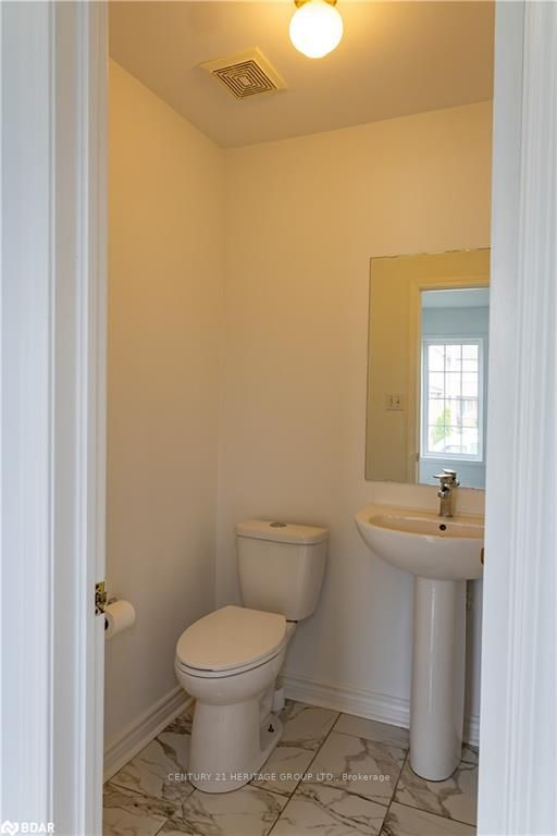 138 Sproule Dr