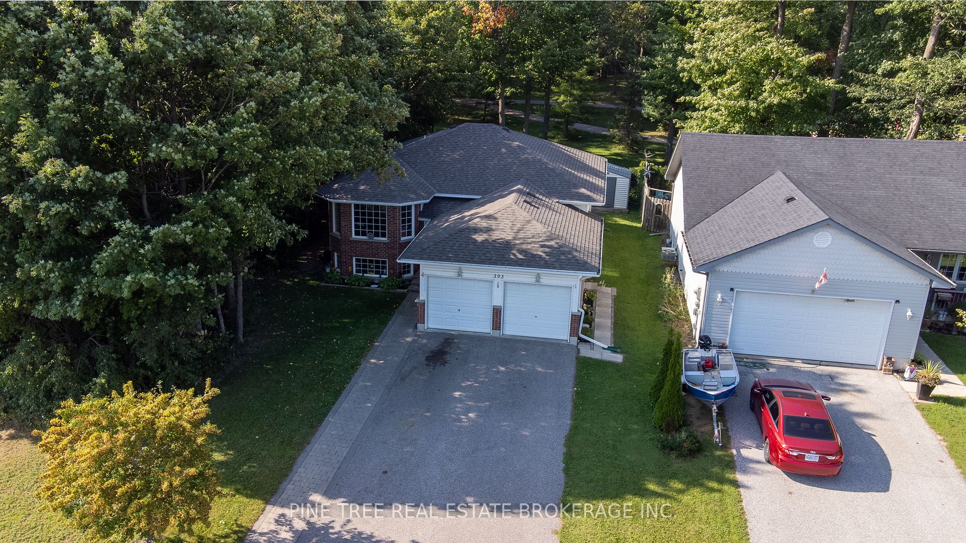 393 Grenville Ave
