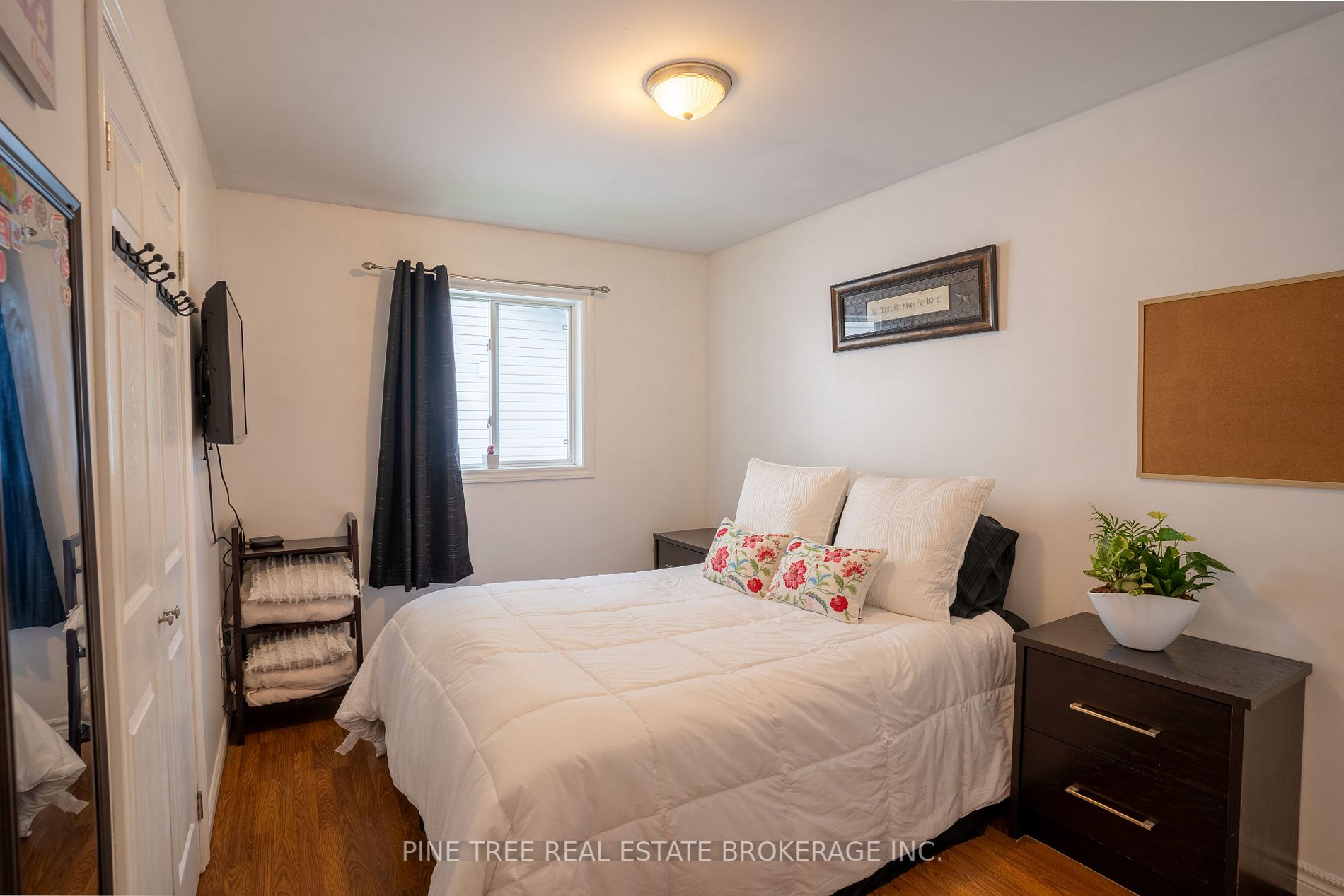 393 Grenville Ave