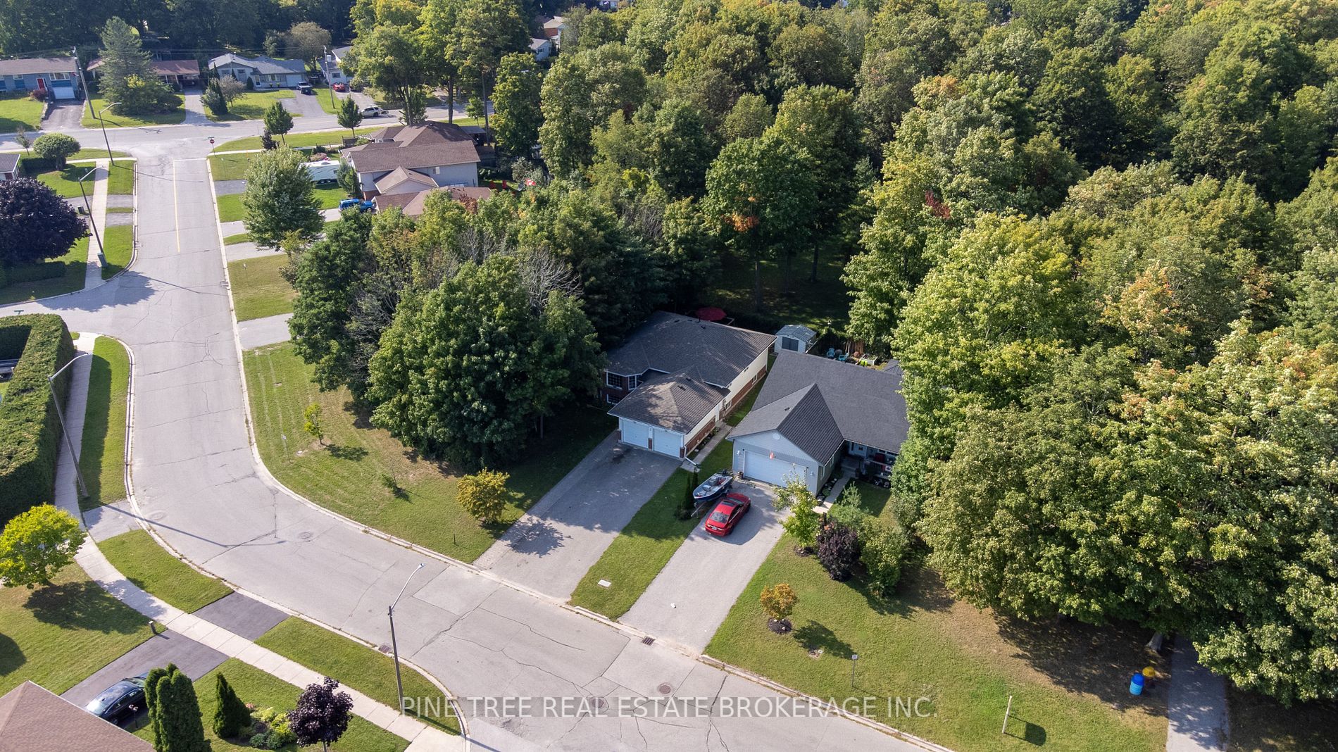 393 Grenville Ave