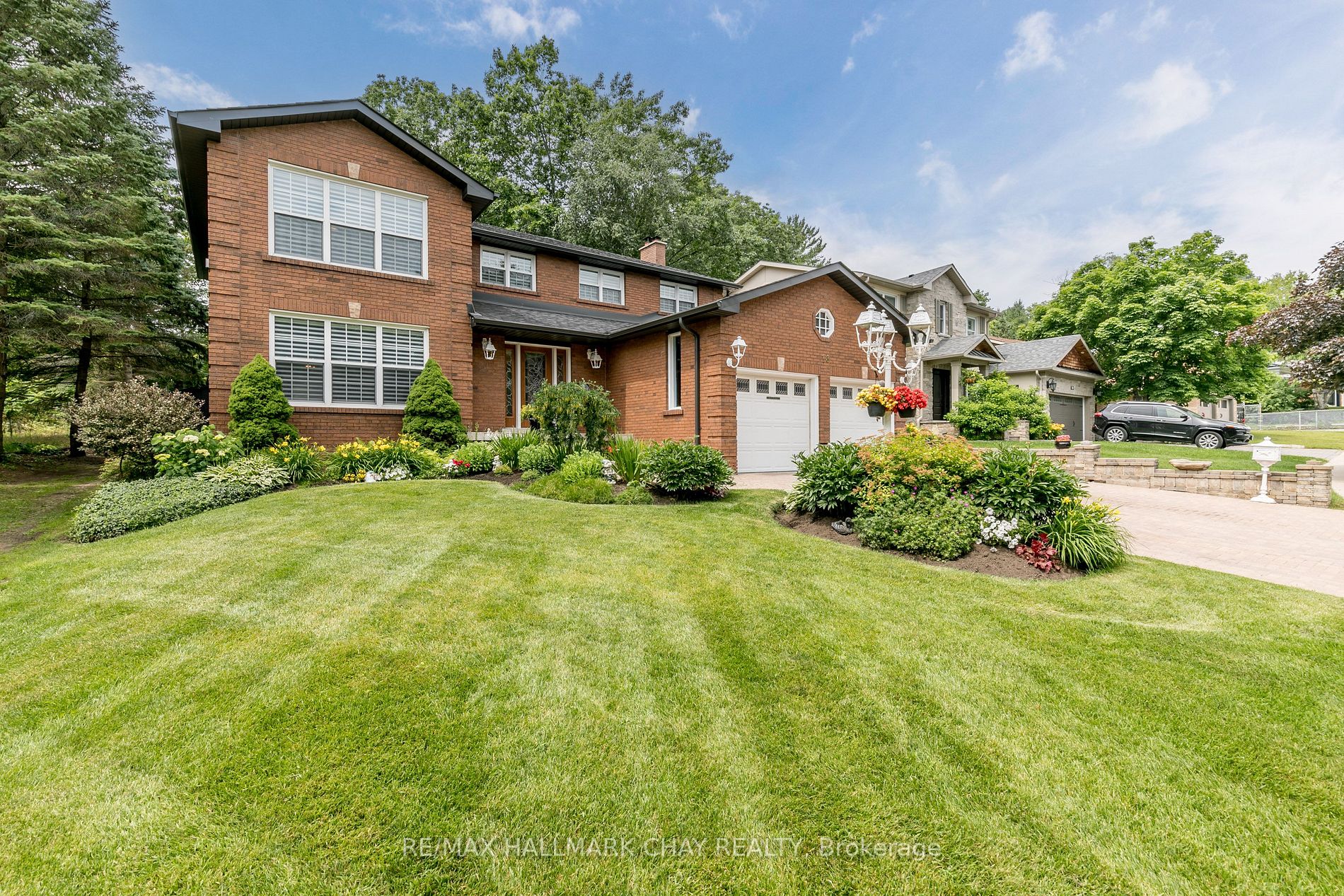 18 Valley Drive