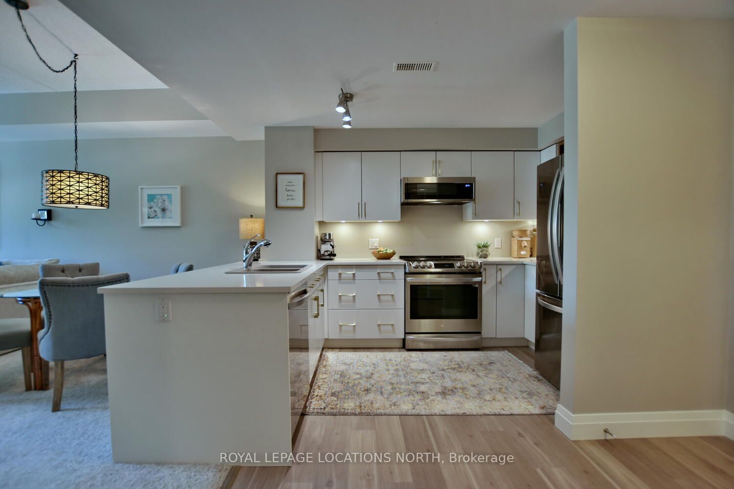 750 Johnston Park Ave, #2001