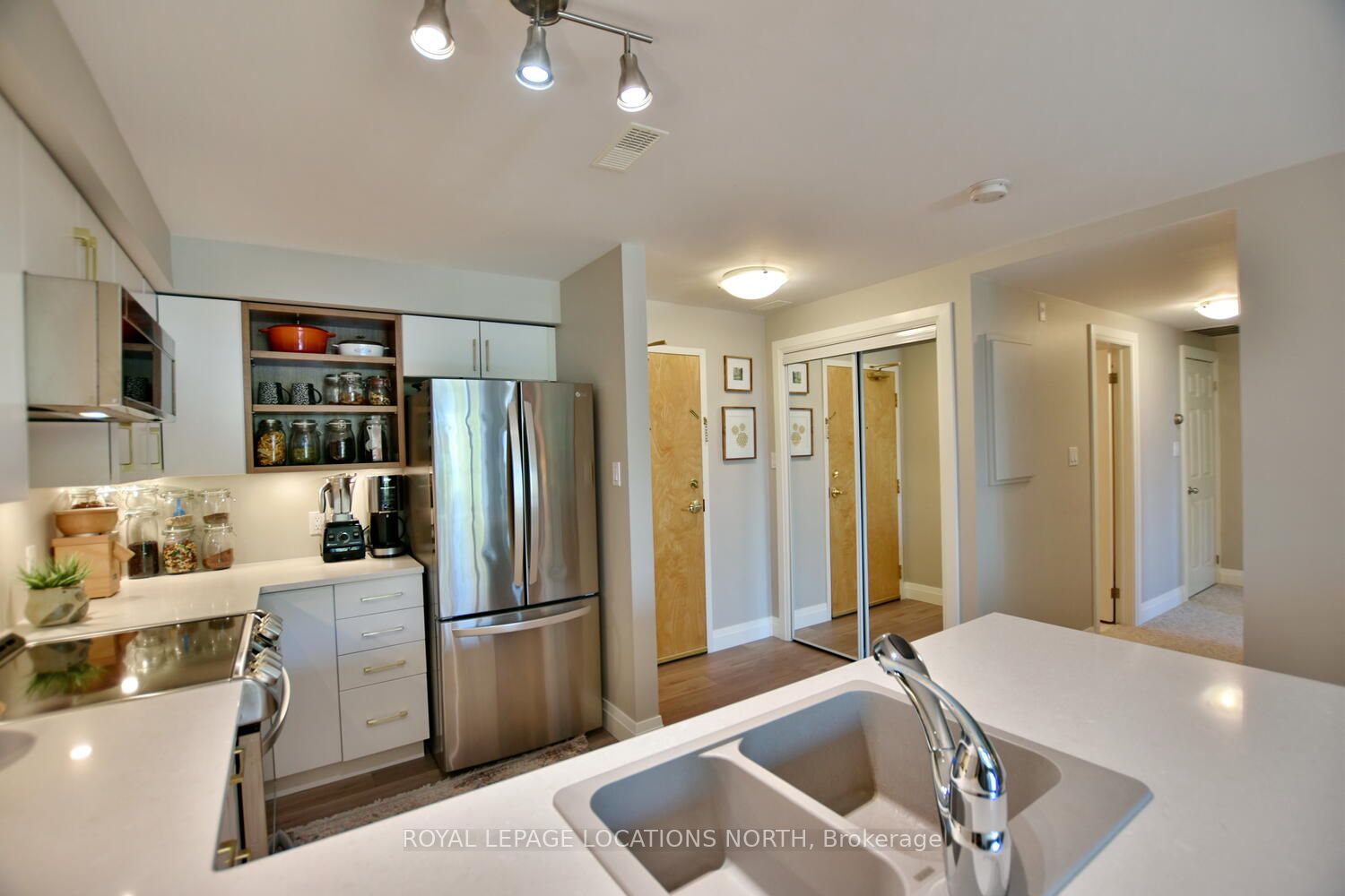 750 Johnston Park Ave, #2001