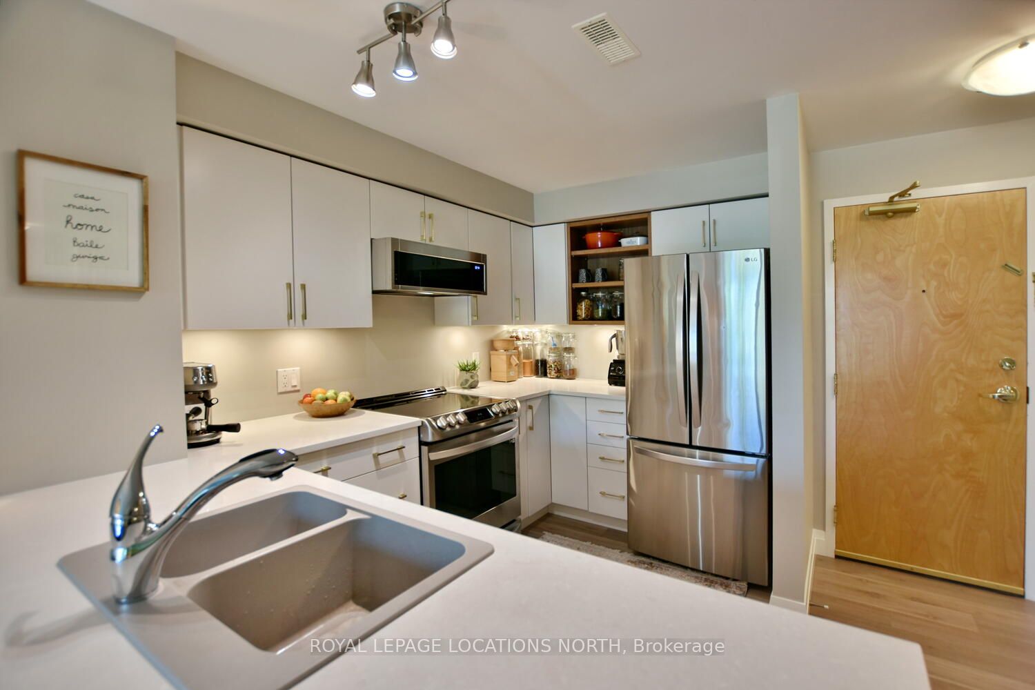 750 Johnston Park Ave, #2001