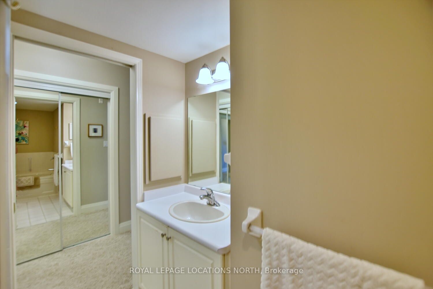 750 Johnston Park Ave, #2001