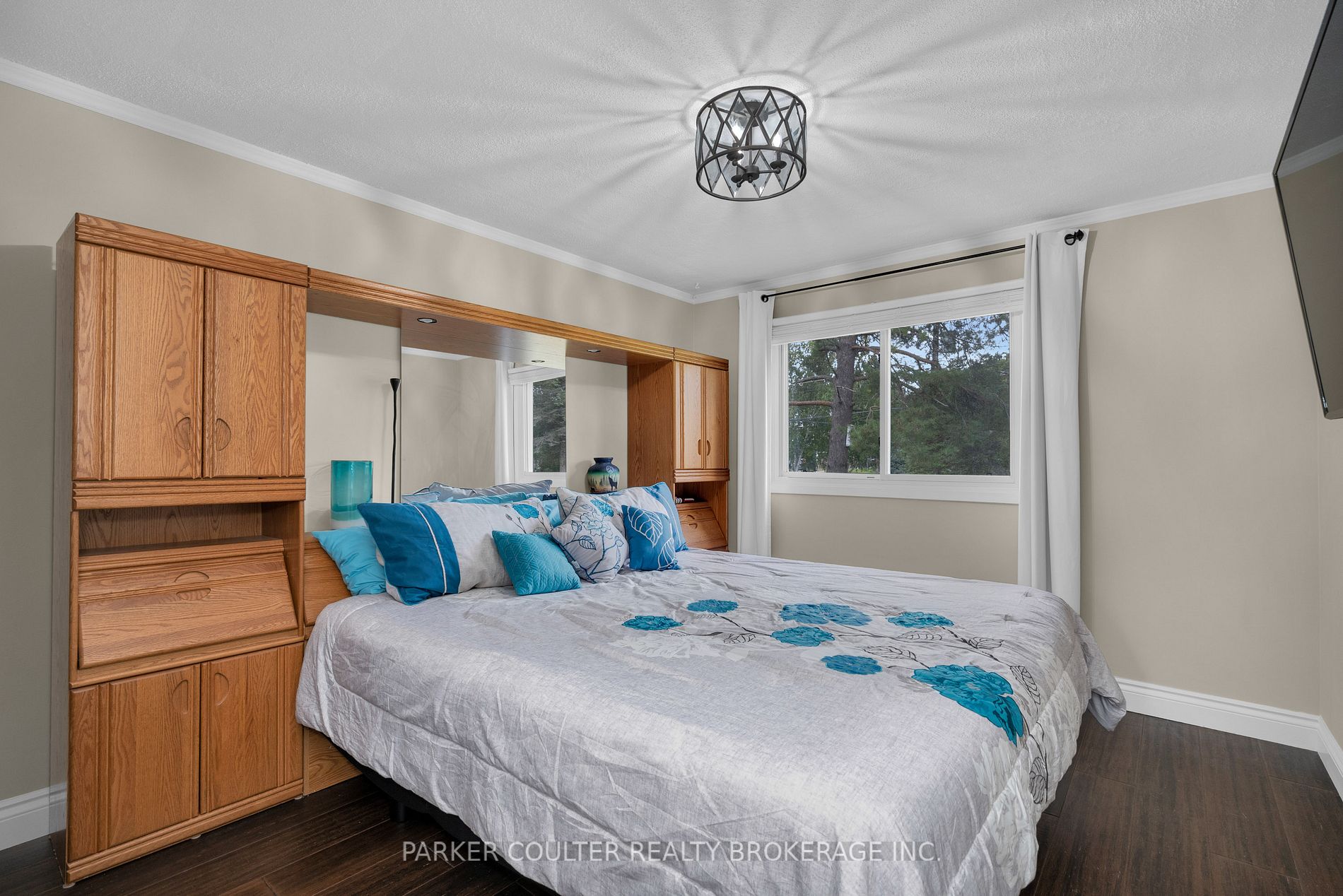 11 Shelswell Blvd