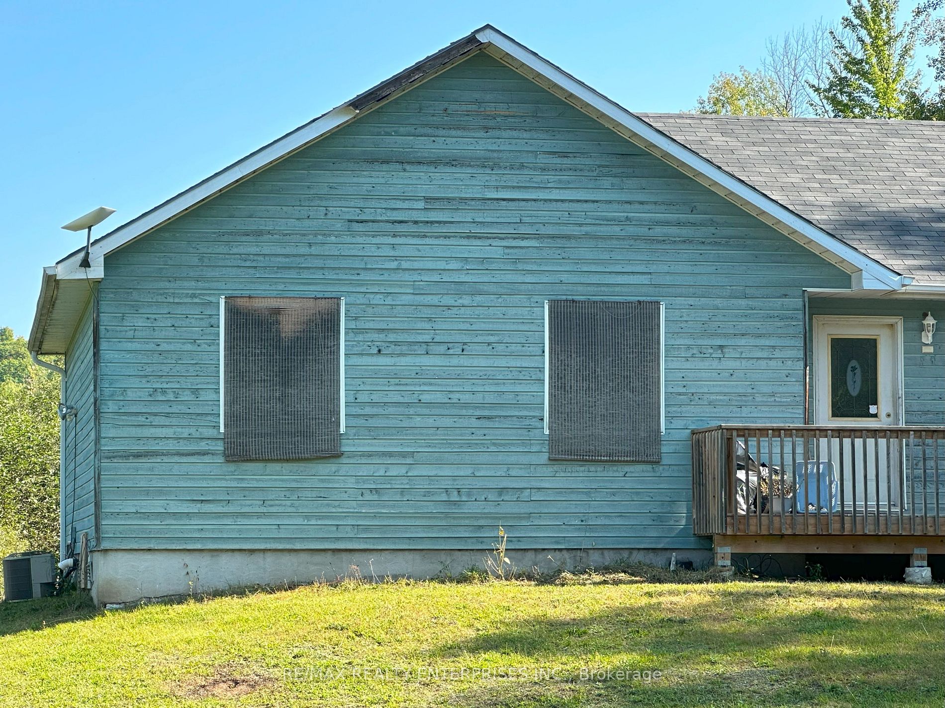 Listing S6805430 - Large Photo # 2