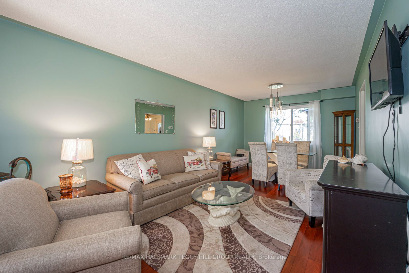 26 Moir Cres