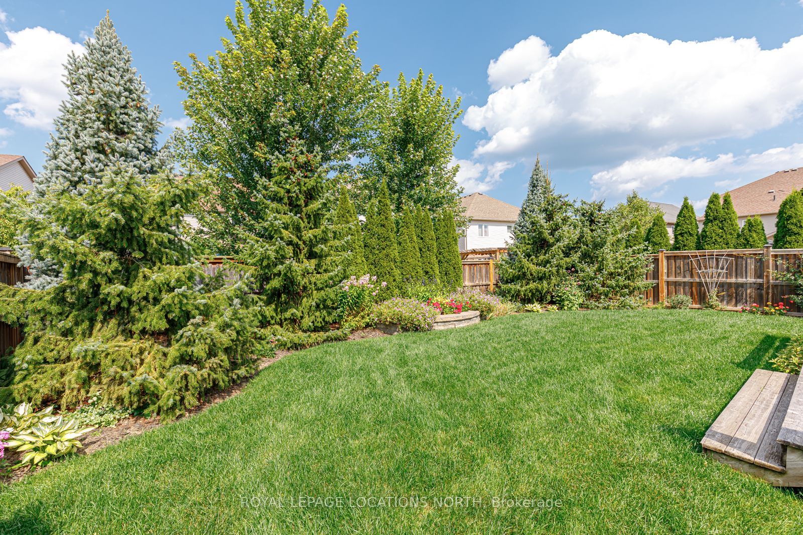 54 Kayla Cres