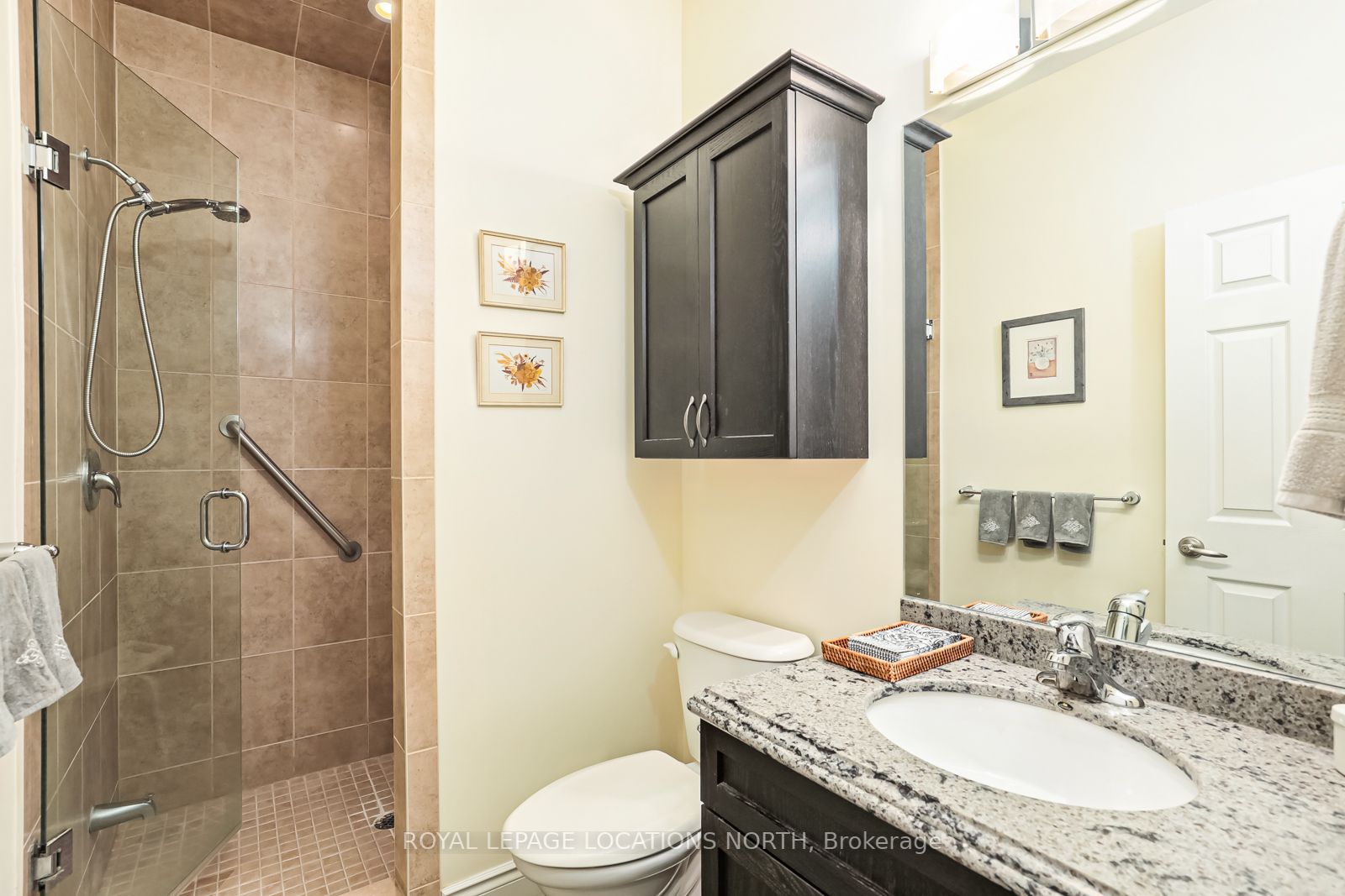 54 Kayla Cres