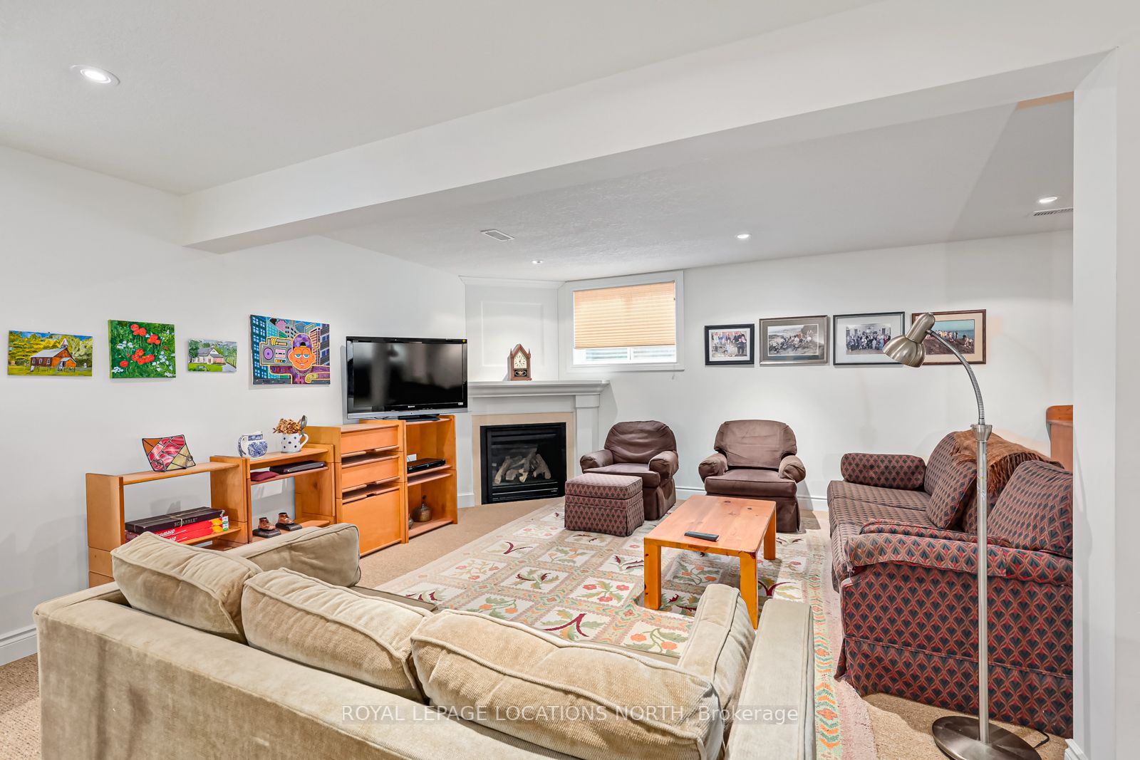 54 Kayla Cres