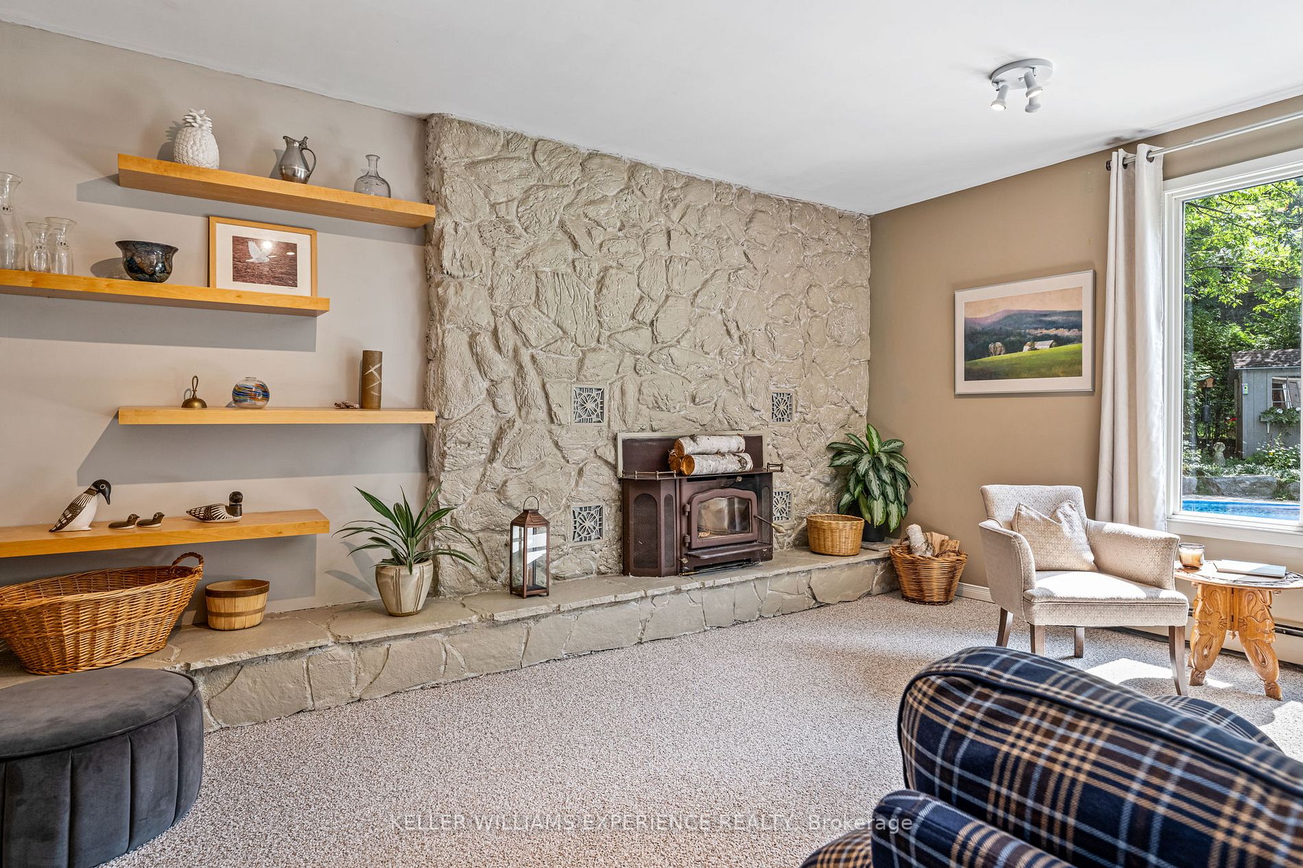 13 Royal Oak Dr