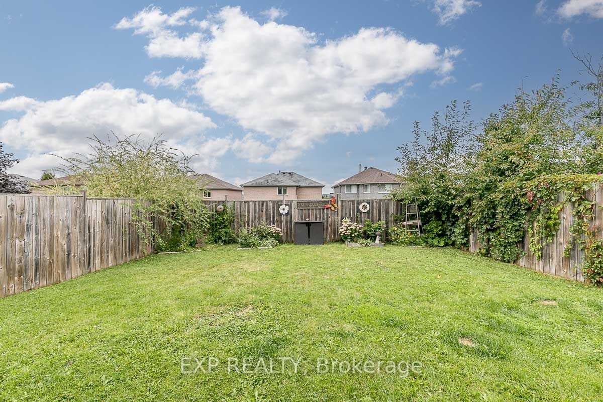 120 Courtney Cres