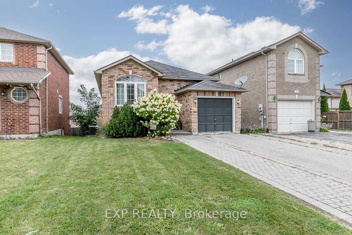 120 Courtney Cres