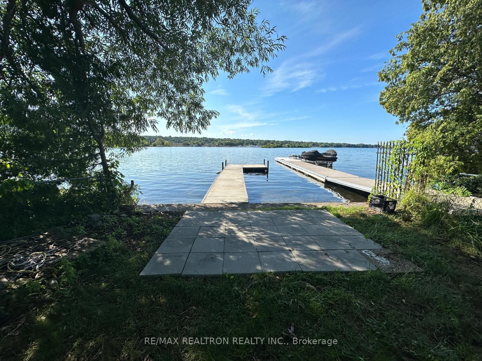 172 Cedar Island Rd
