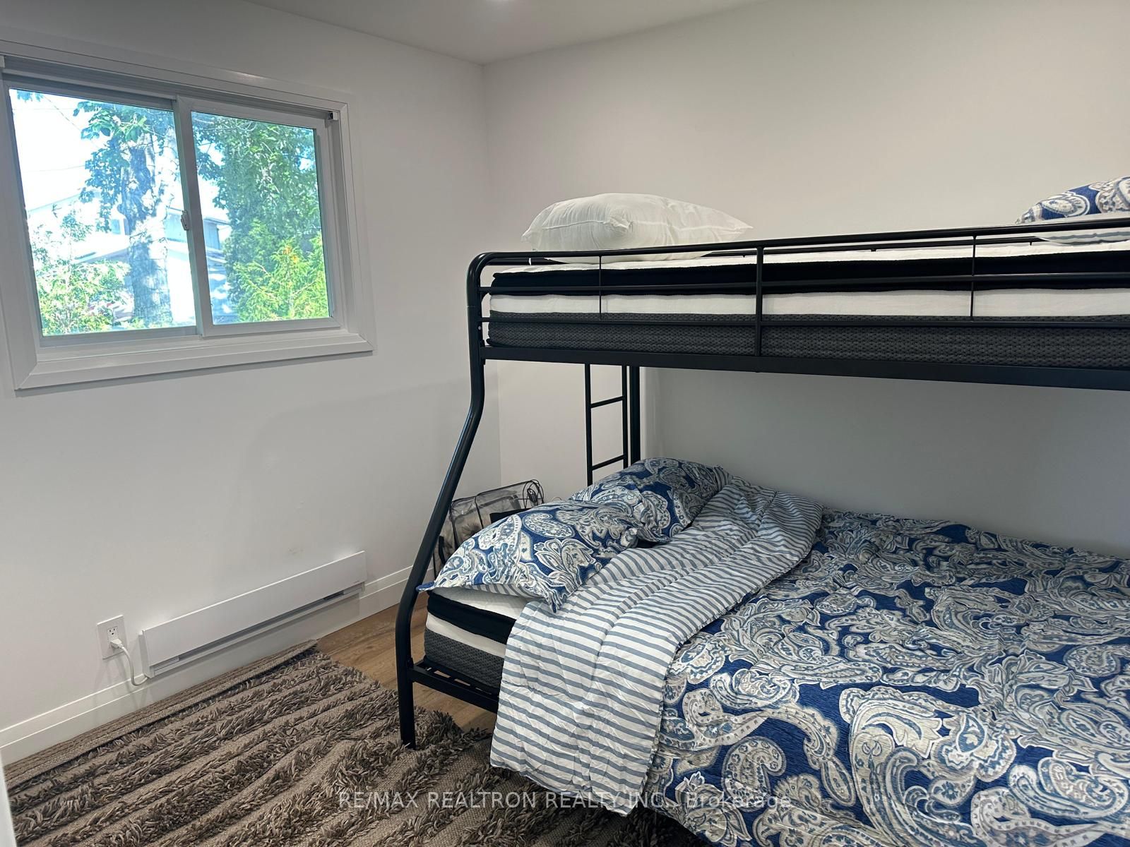 172 Cedar Island Rd