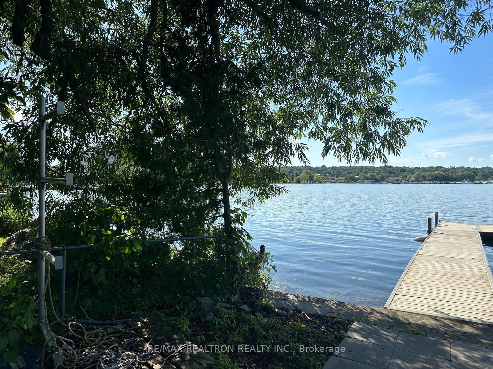 172 Cedar Island Rd