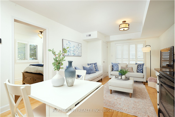 15 Cheltenham Rd, Barrie