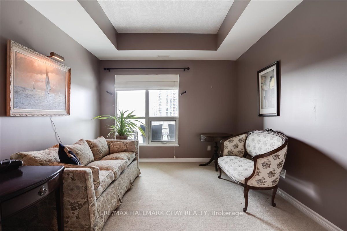37 Ellen St, #510
