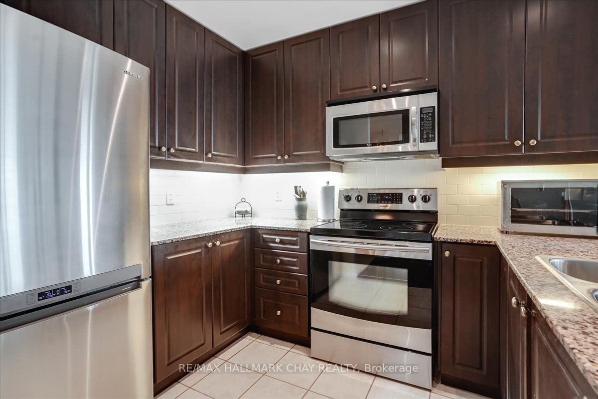 37 Ellen St, #510