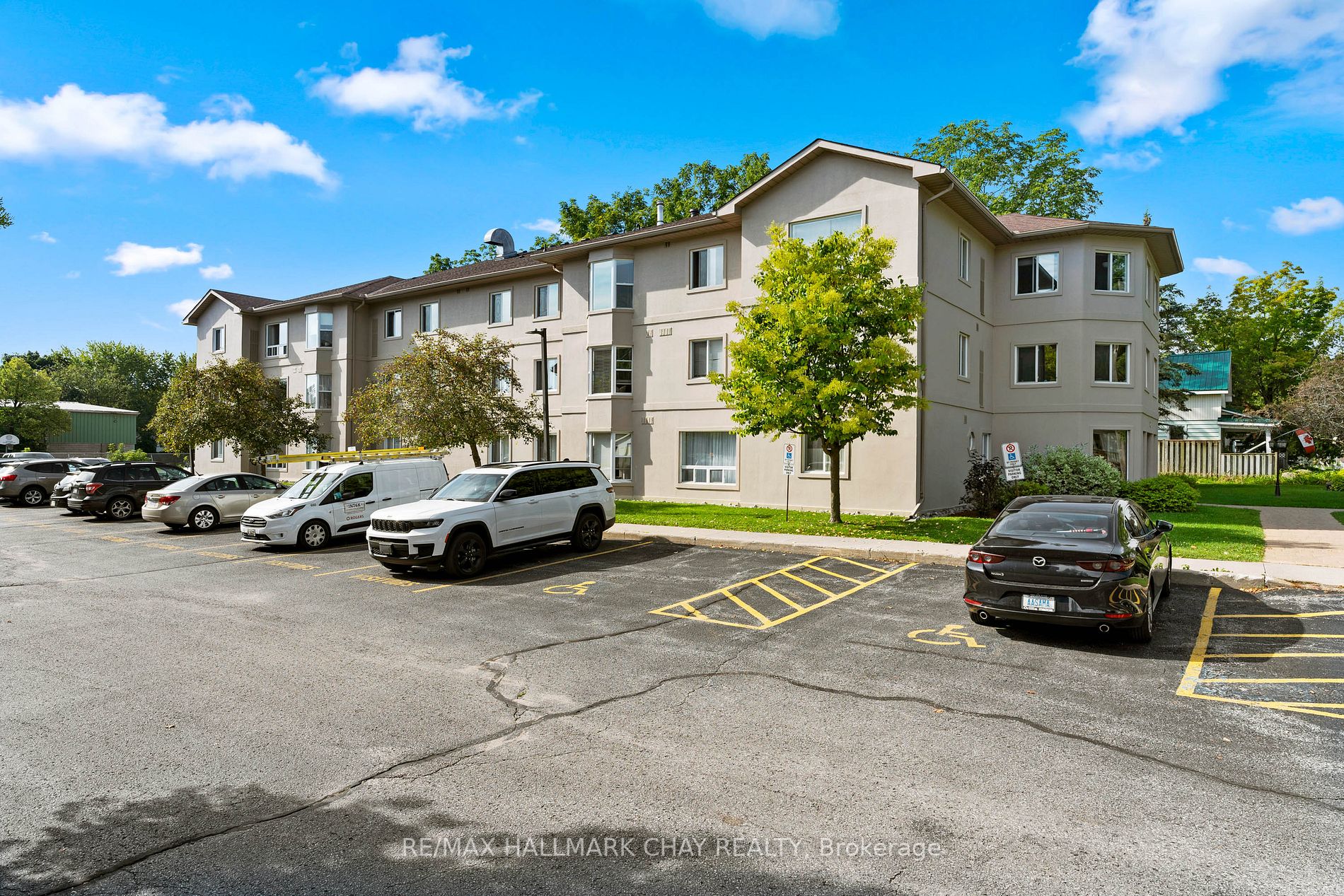 107 Bond St, #306