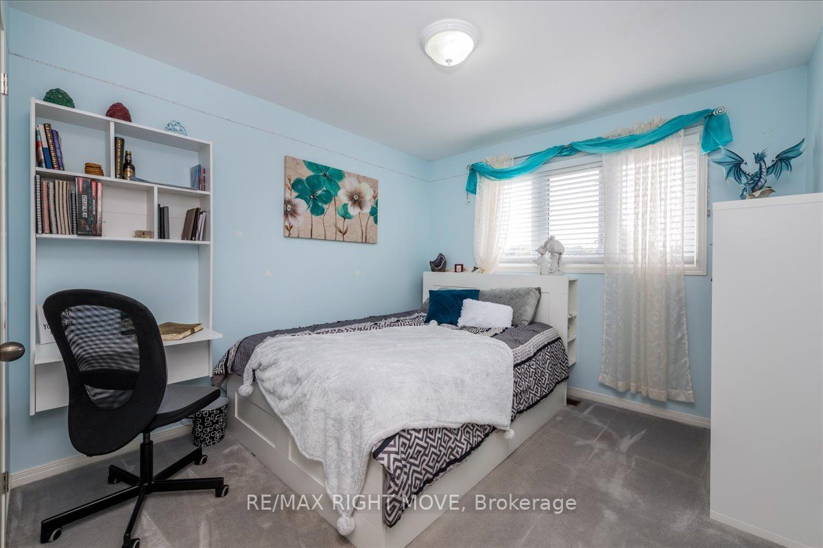 33 Carter Cres
