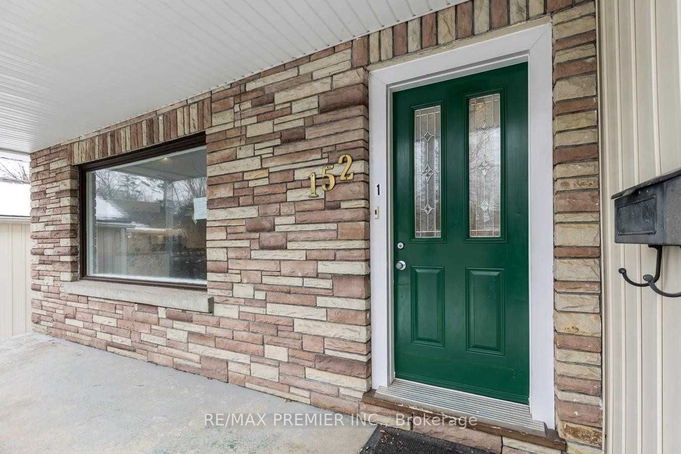 152 Owen St