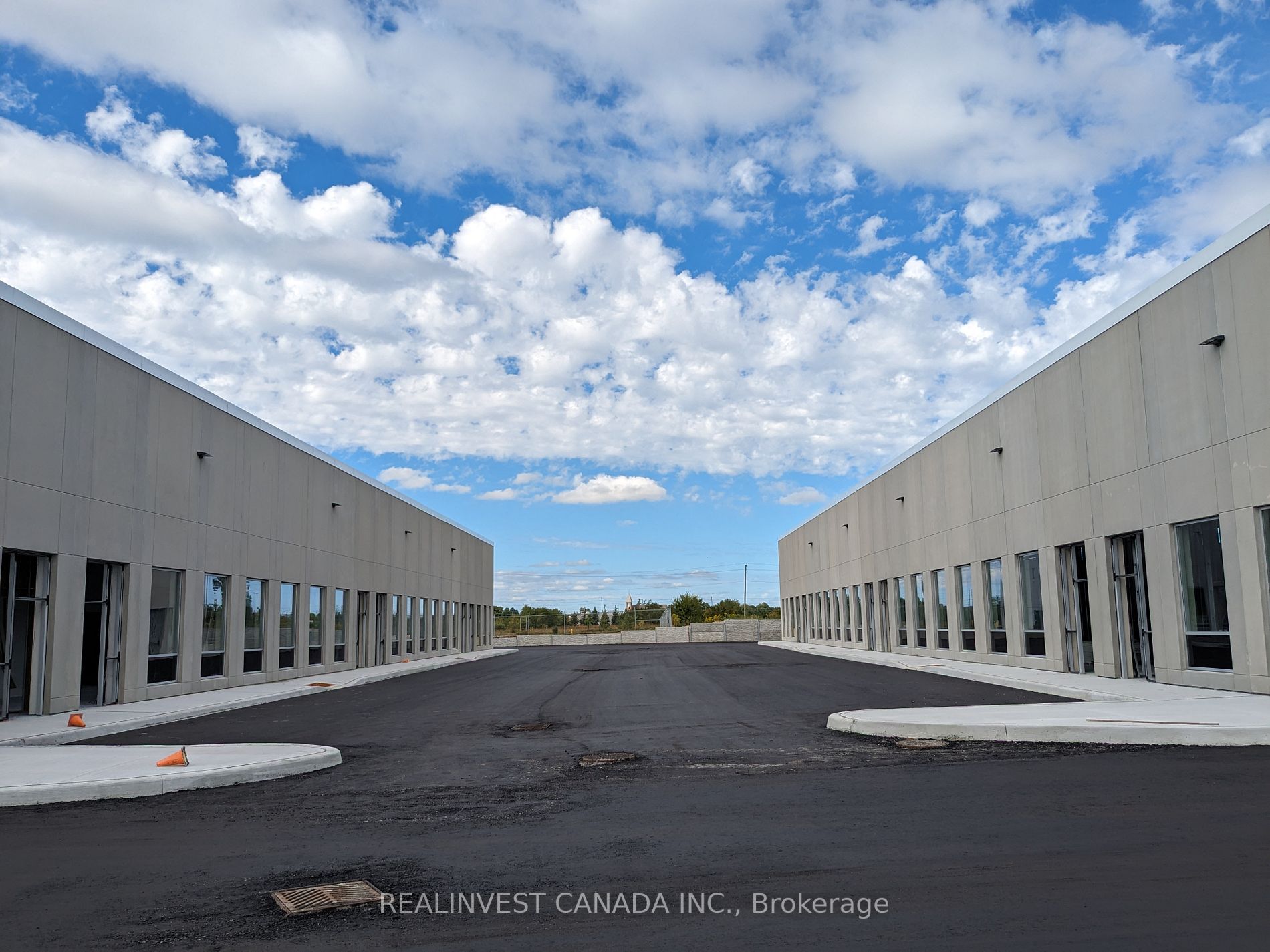 251 King St, #5