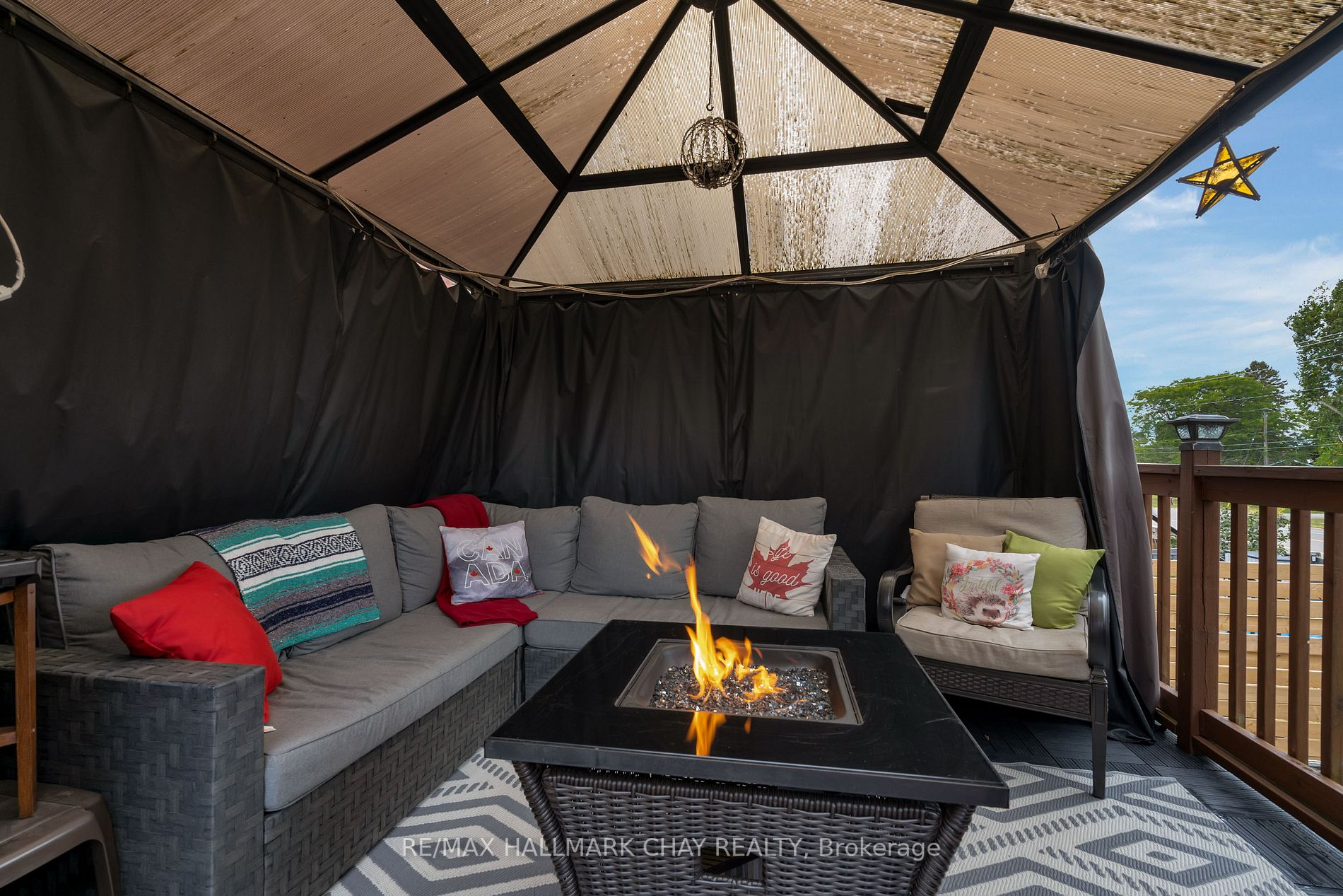 28 Dunnett Dr