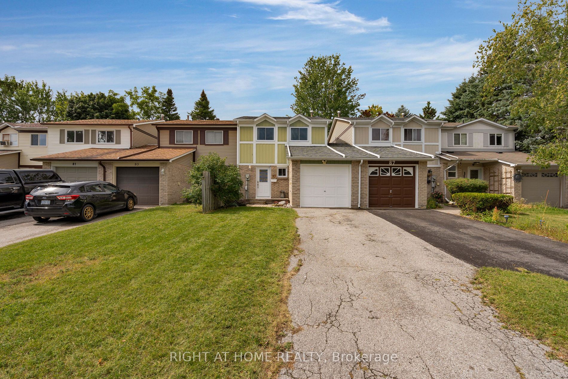 85 Kipling Pl