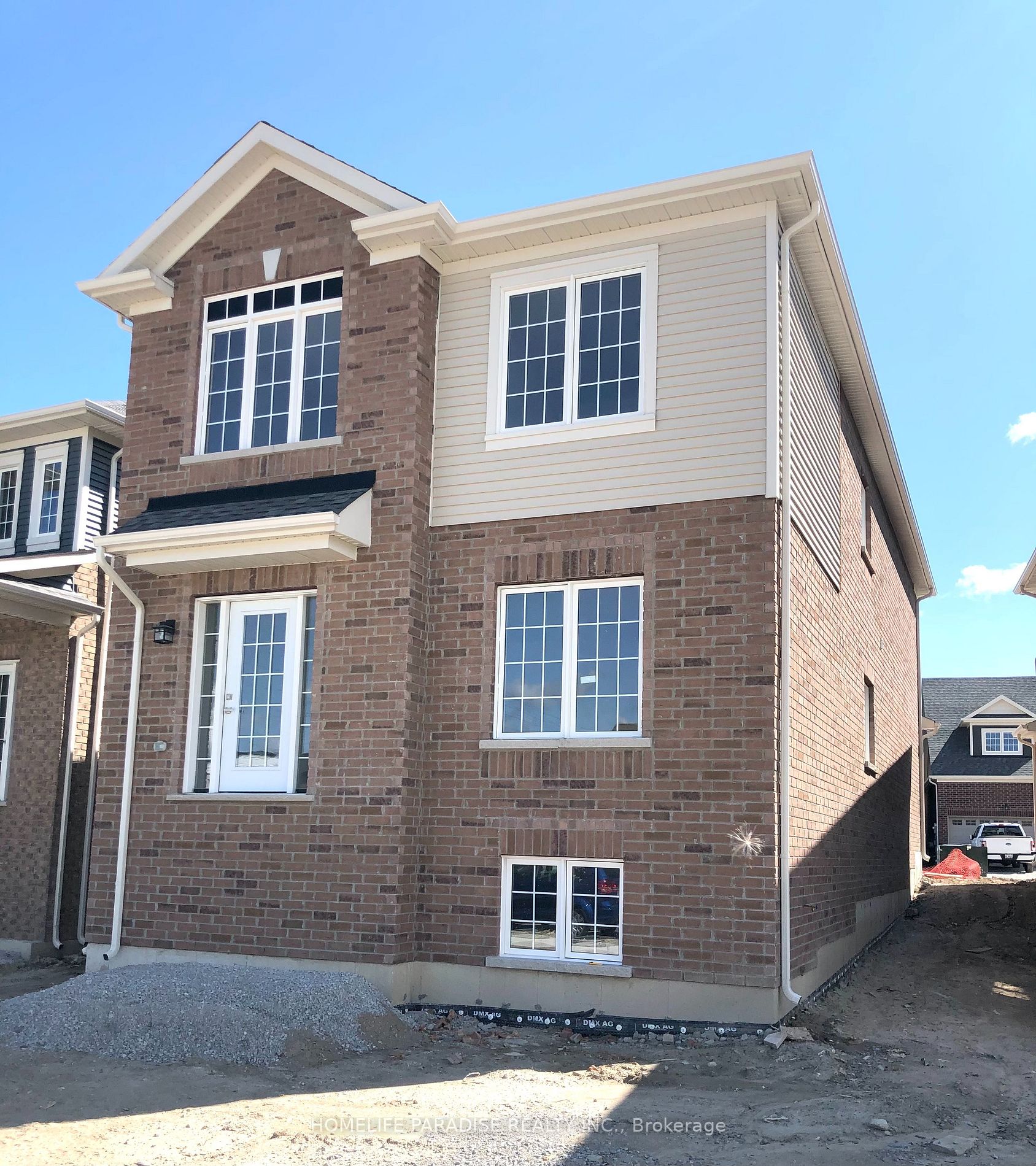 15 Harvest Cres