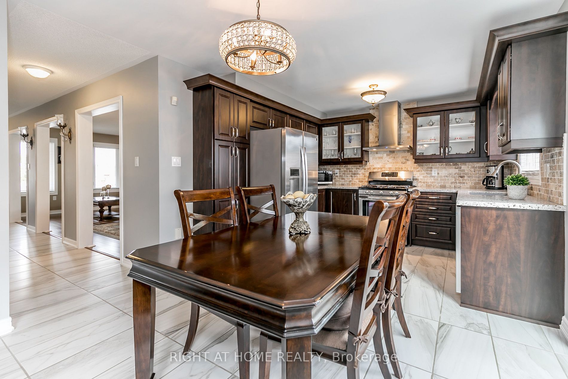 41 Brookwood Dr