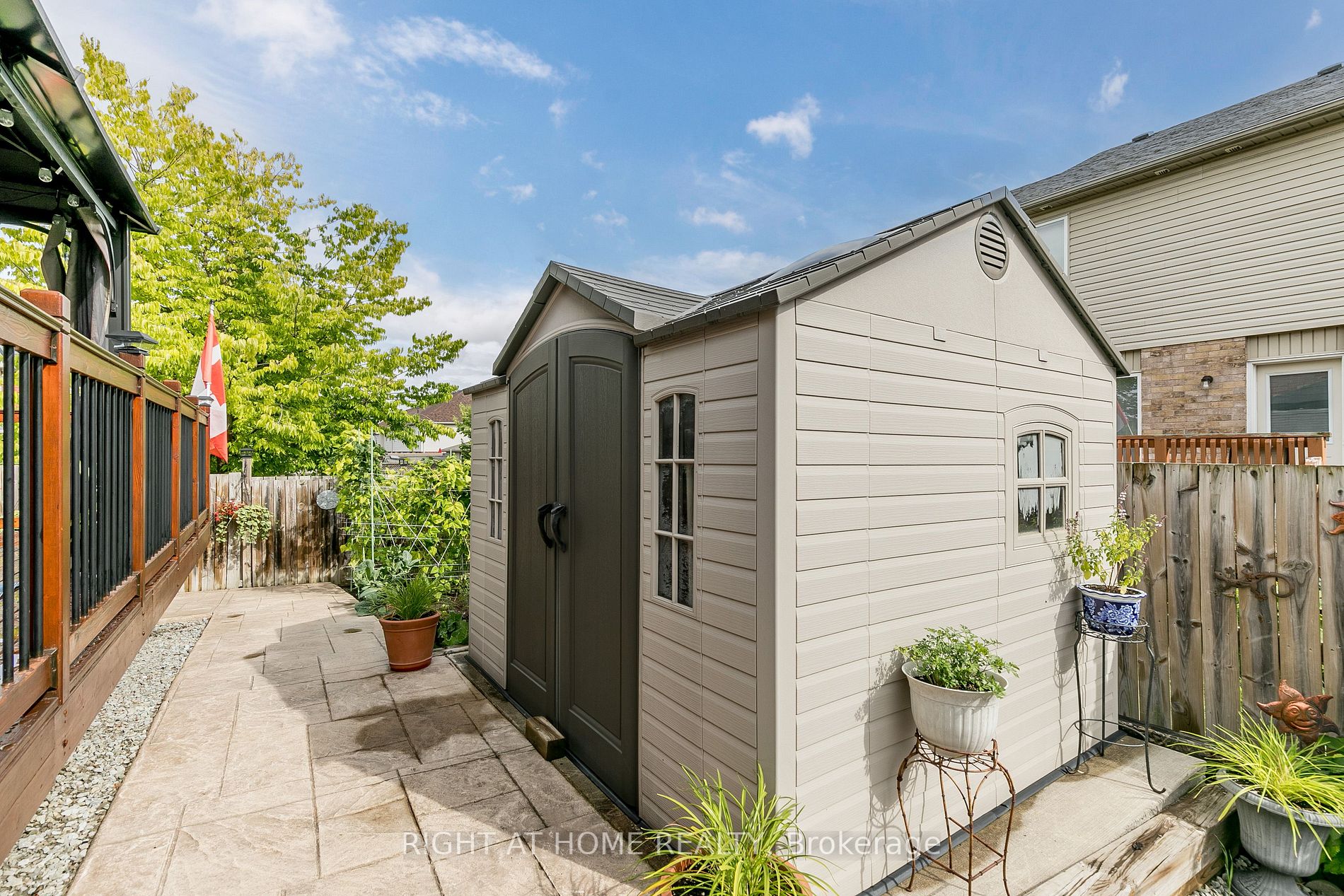 41 Brookwood Dr