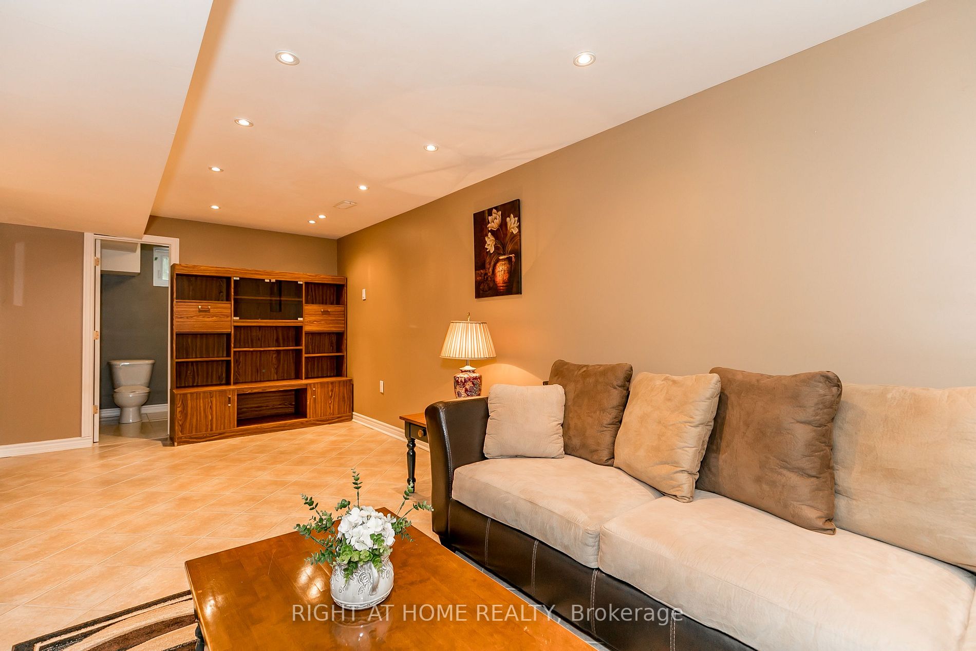 41 Brookwood Dr