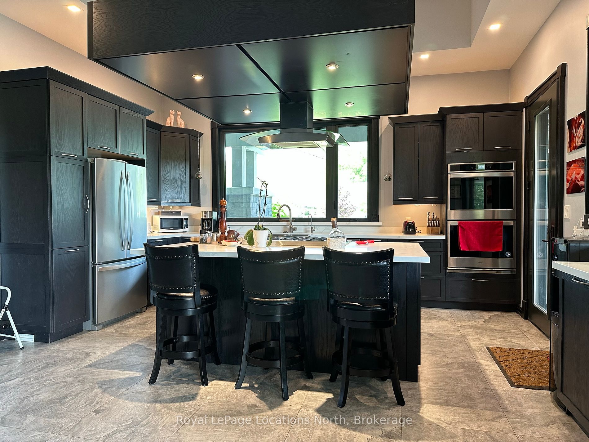 2263 Concession 6 North