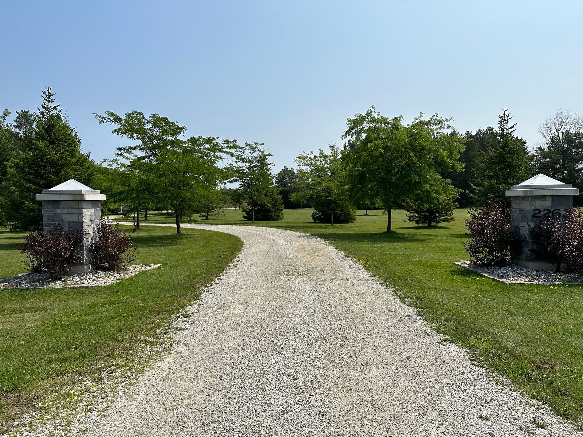 2263 Concession 6 North