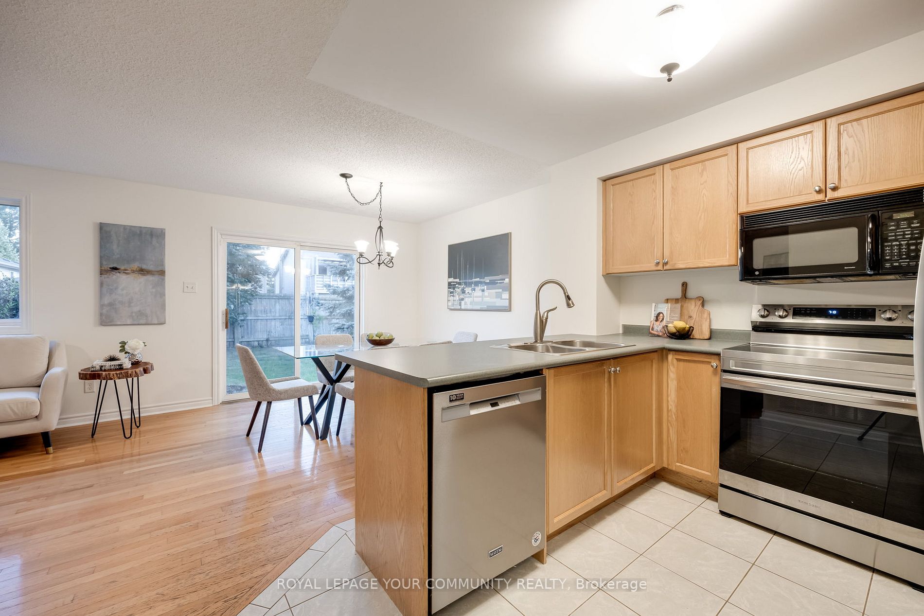 7 Watson Dr