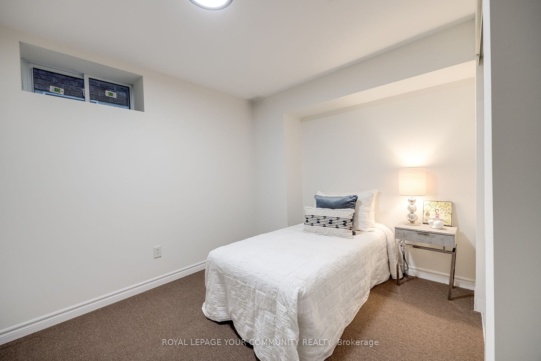 7 Watson Dr