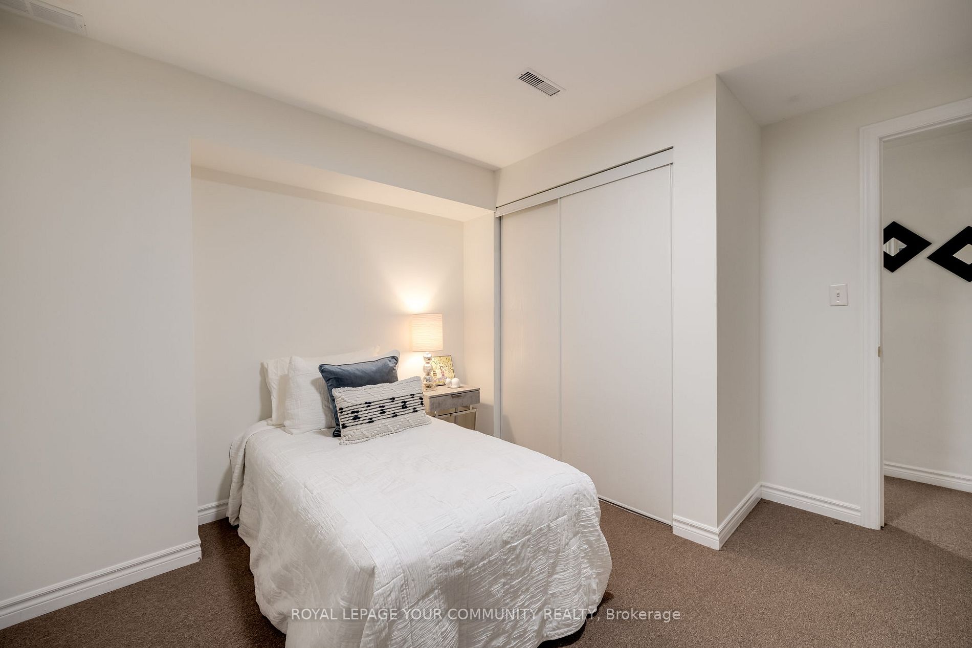 7 Watson Dr