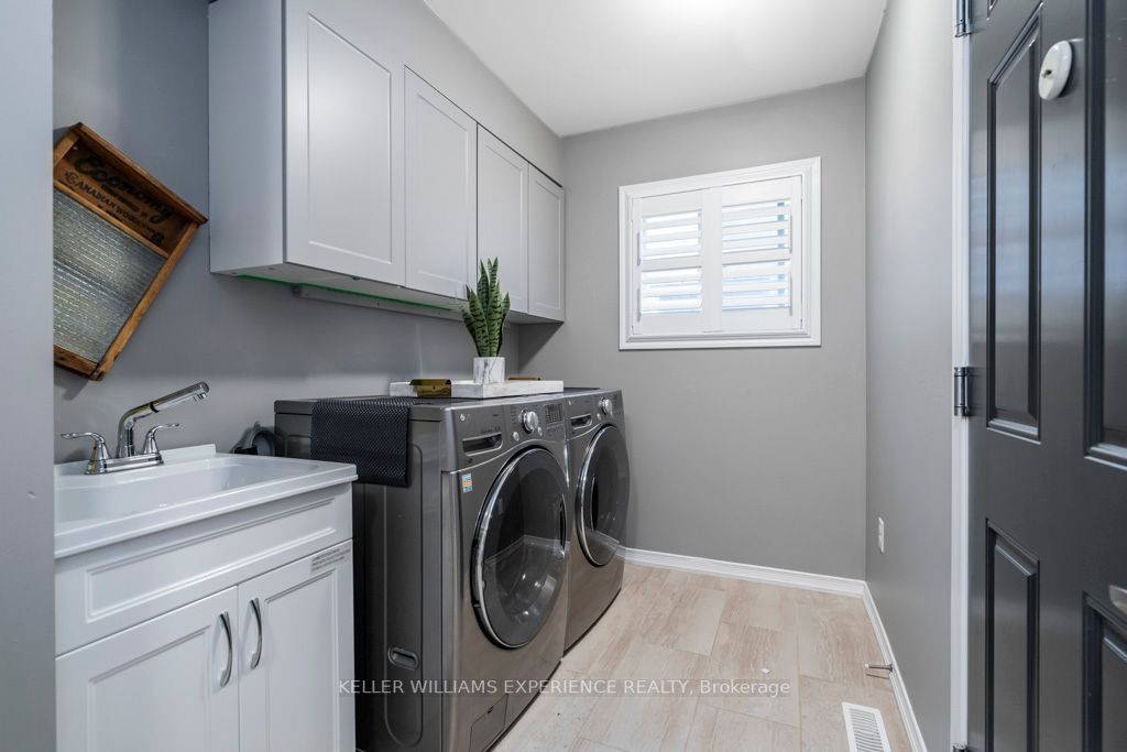 Listing S6818670 - Large Photo # 17