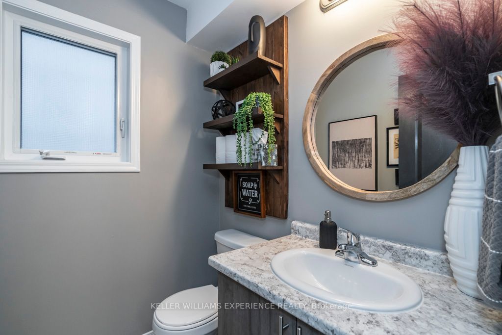 Listing S6818670 - Large Photo # 18