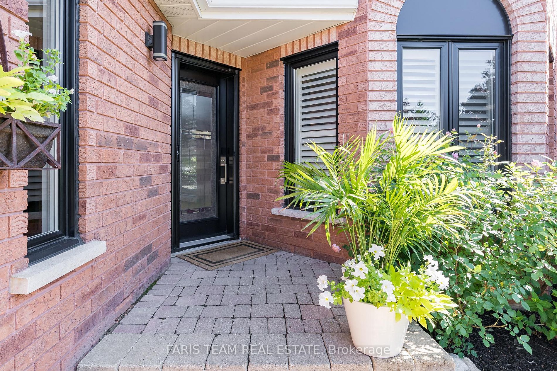 24 Felt Cres