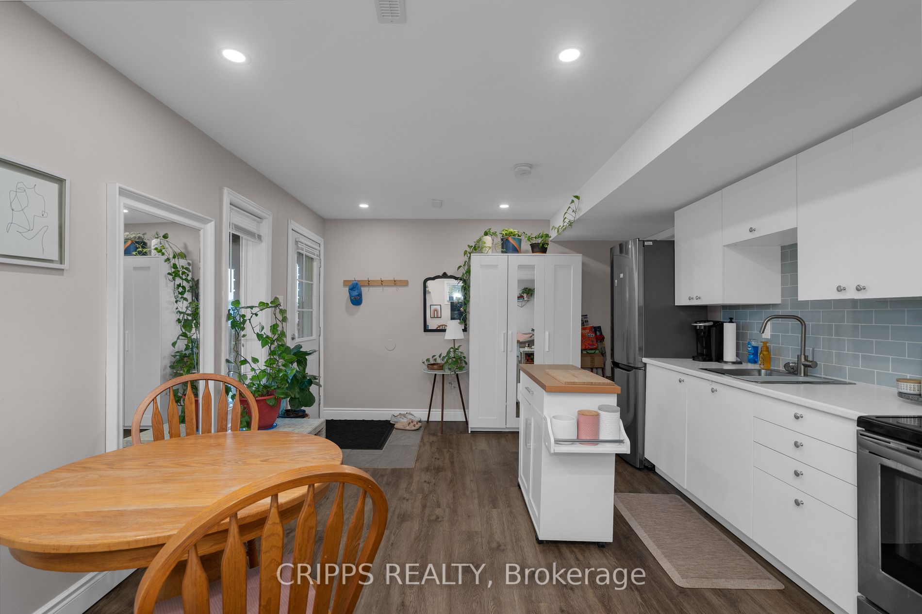 4 Marjoy Ave