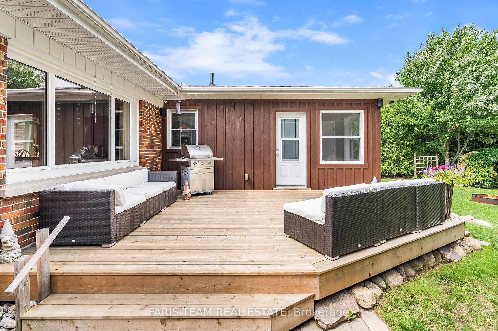 105 Bayview Dr