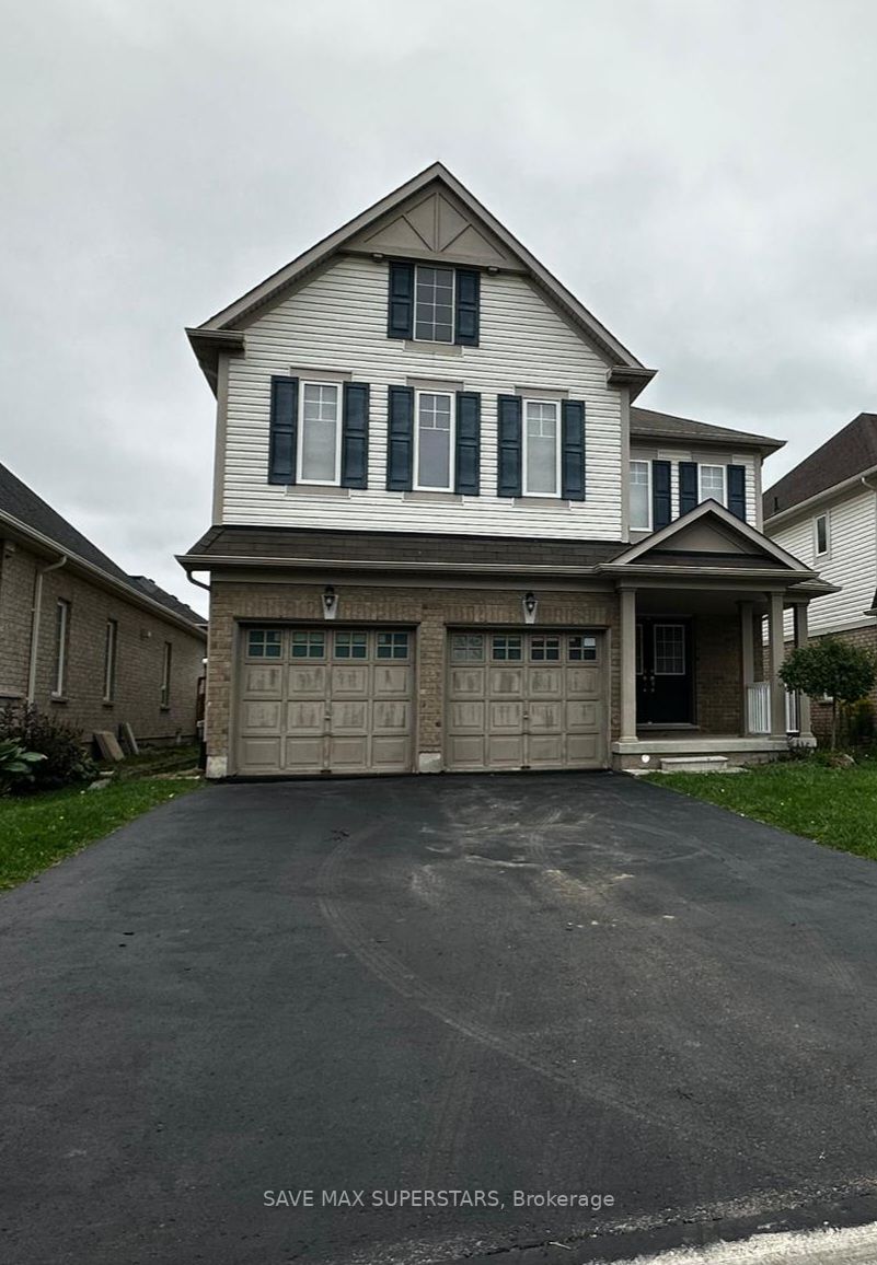67 Versallies Cres