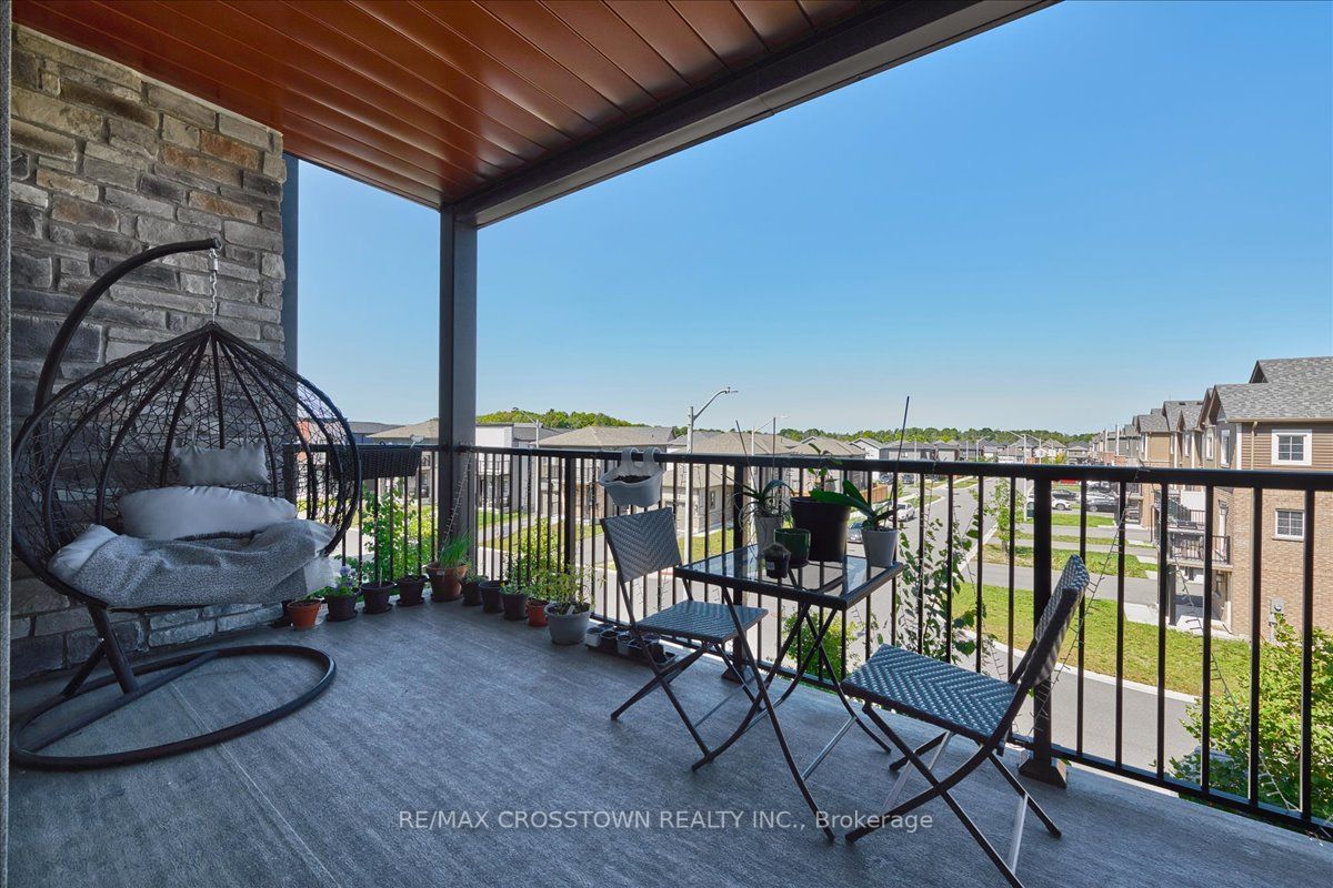 54 Koda St, #208