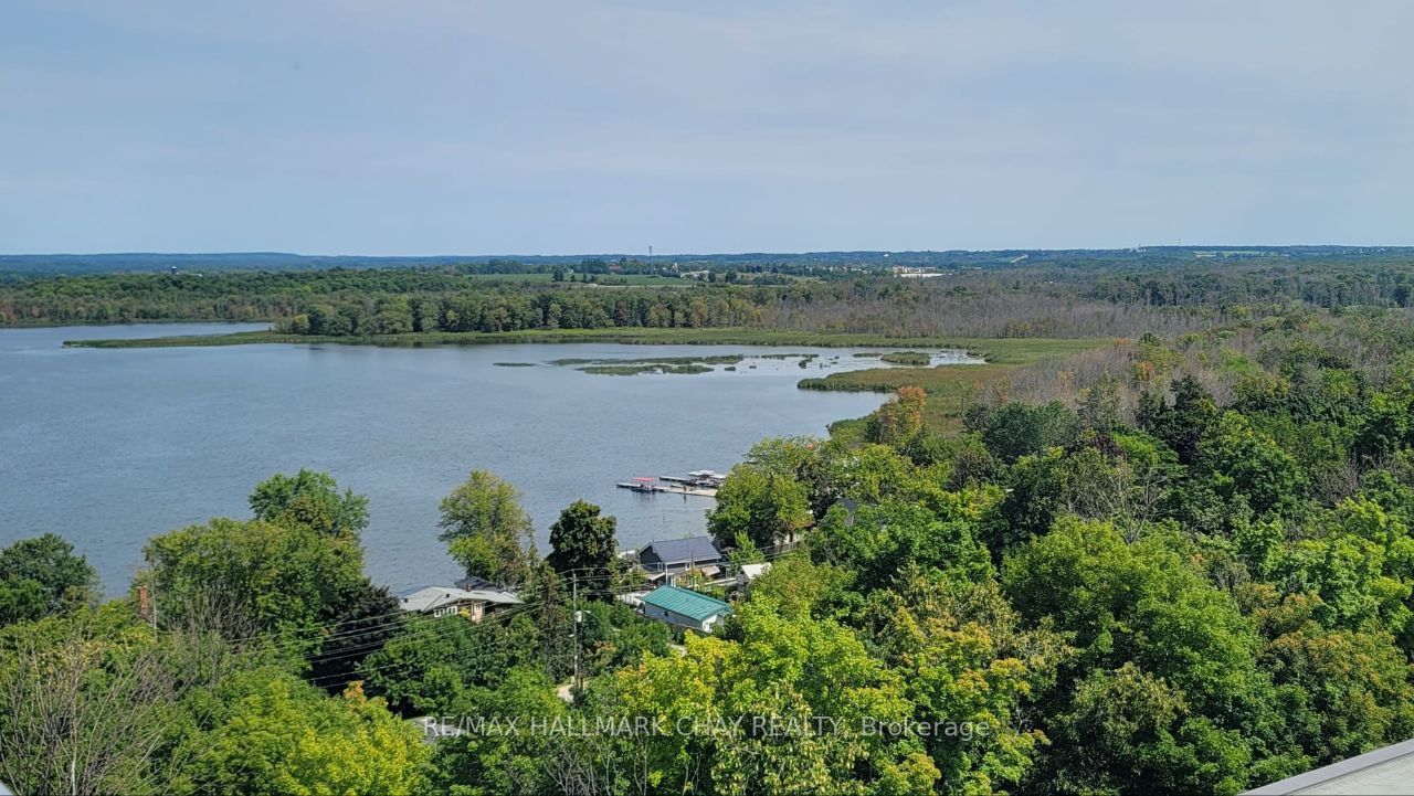 58 Lakeside Terr, #1111